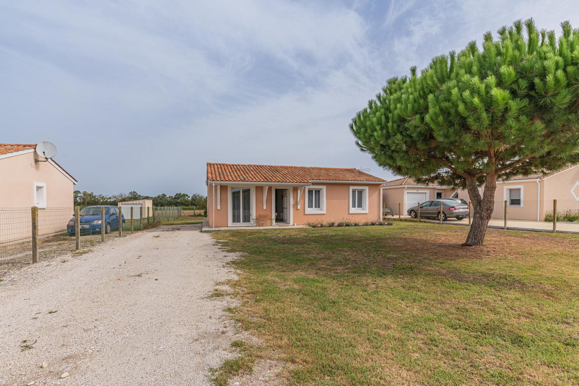 Le Pin Franc Villa Valeyrac Exterior photo